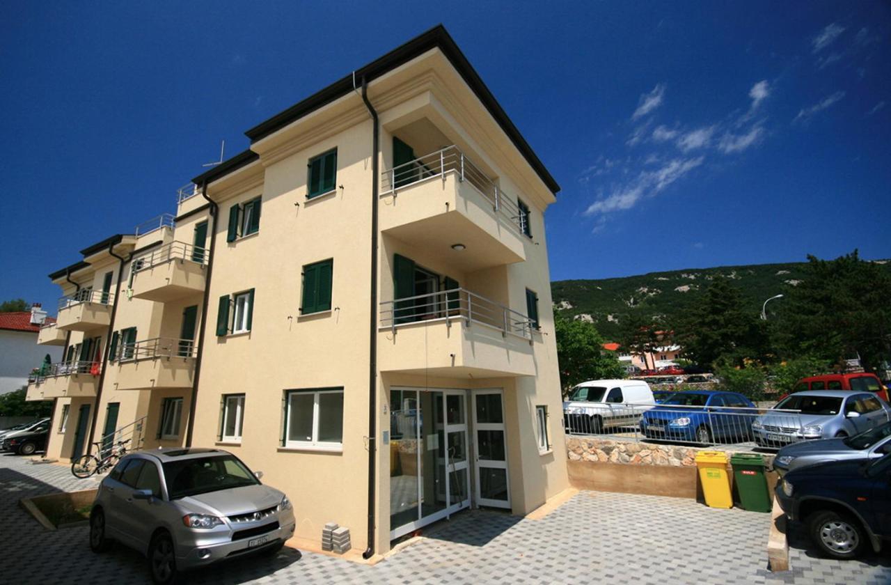 Apartments Happy Stay Center Baska Dış mekan fotoğraf