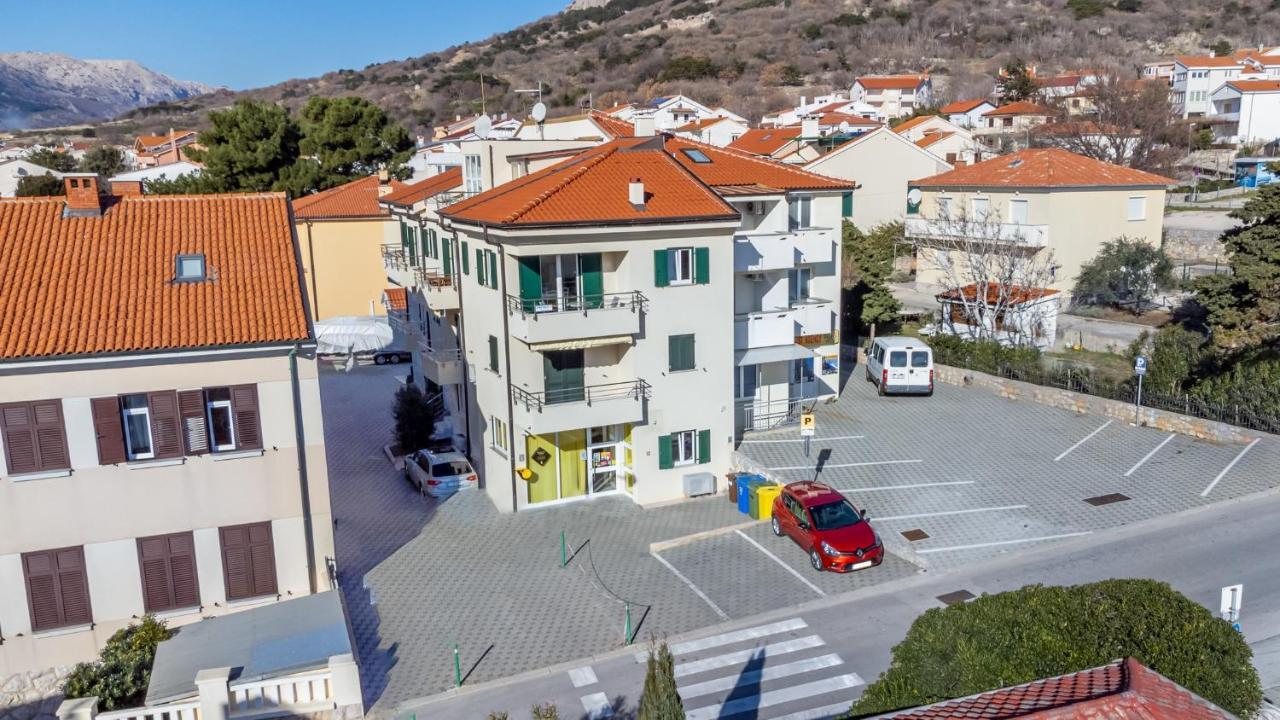 Apartments Happy Stay Center Baska Dış mekan fotoğraf